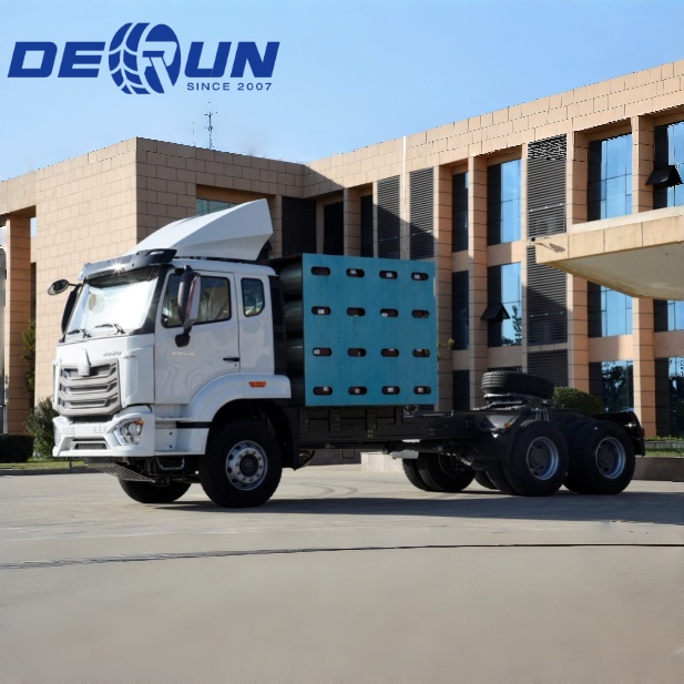 Ciągnik siodłowy Sinotruk Howo 6x4 CNG NX